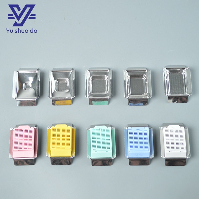 Multi-color embedding cassettes