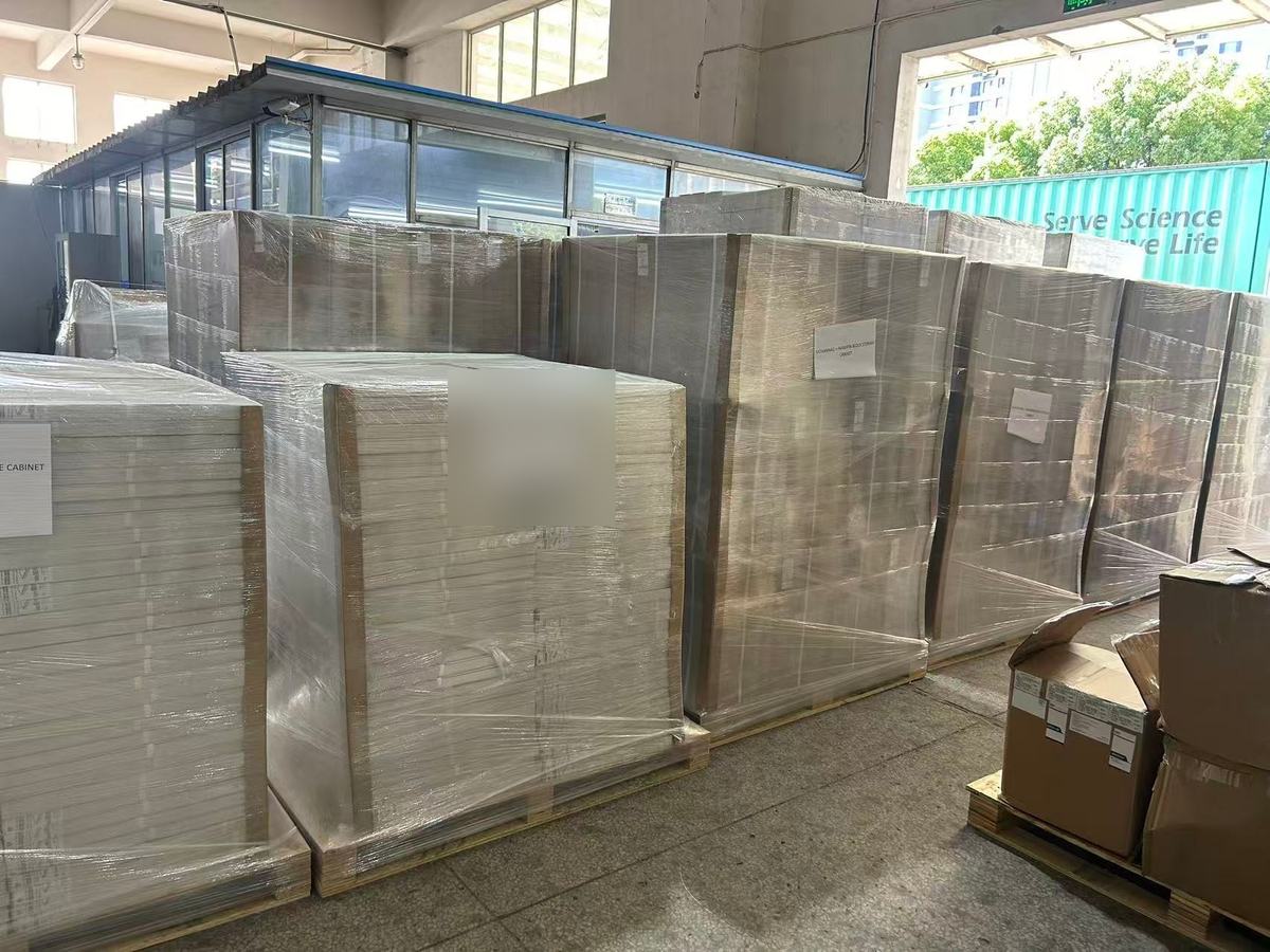 Slide Storage Cabinets Shipped to Saudi Arabia in One 40ft Container